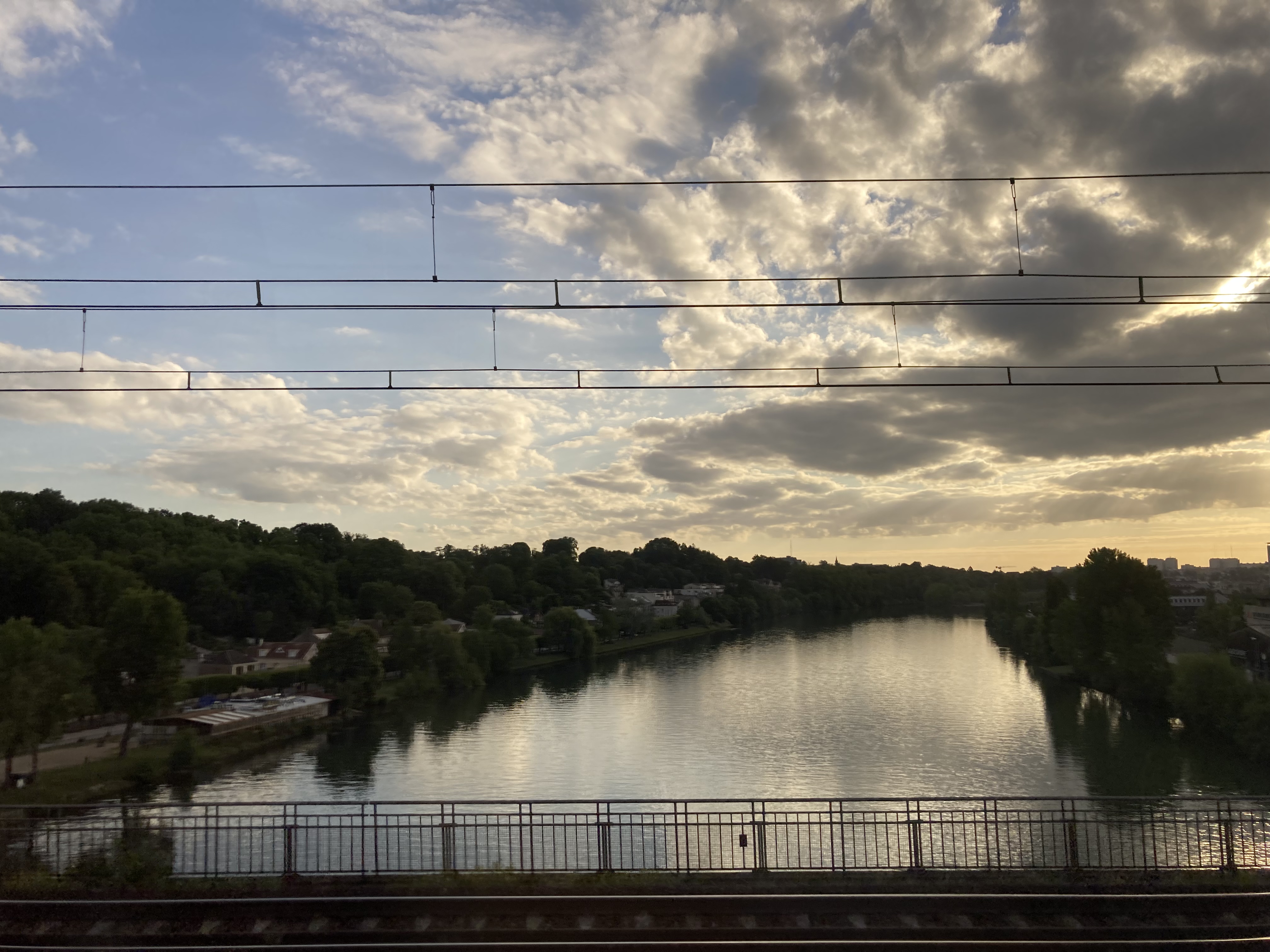 Seine vue du pont du RER de Melun à 7h16