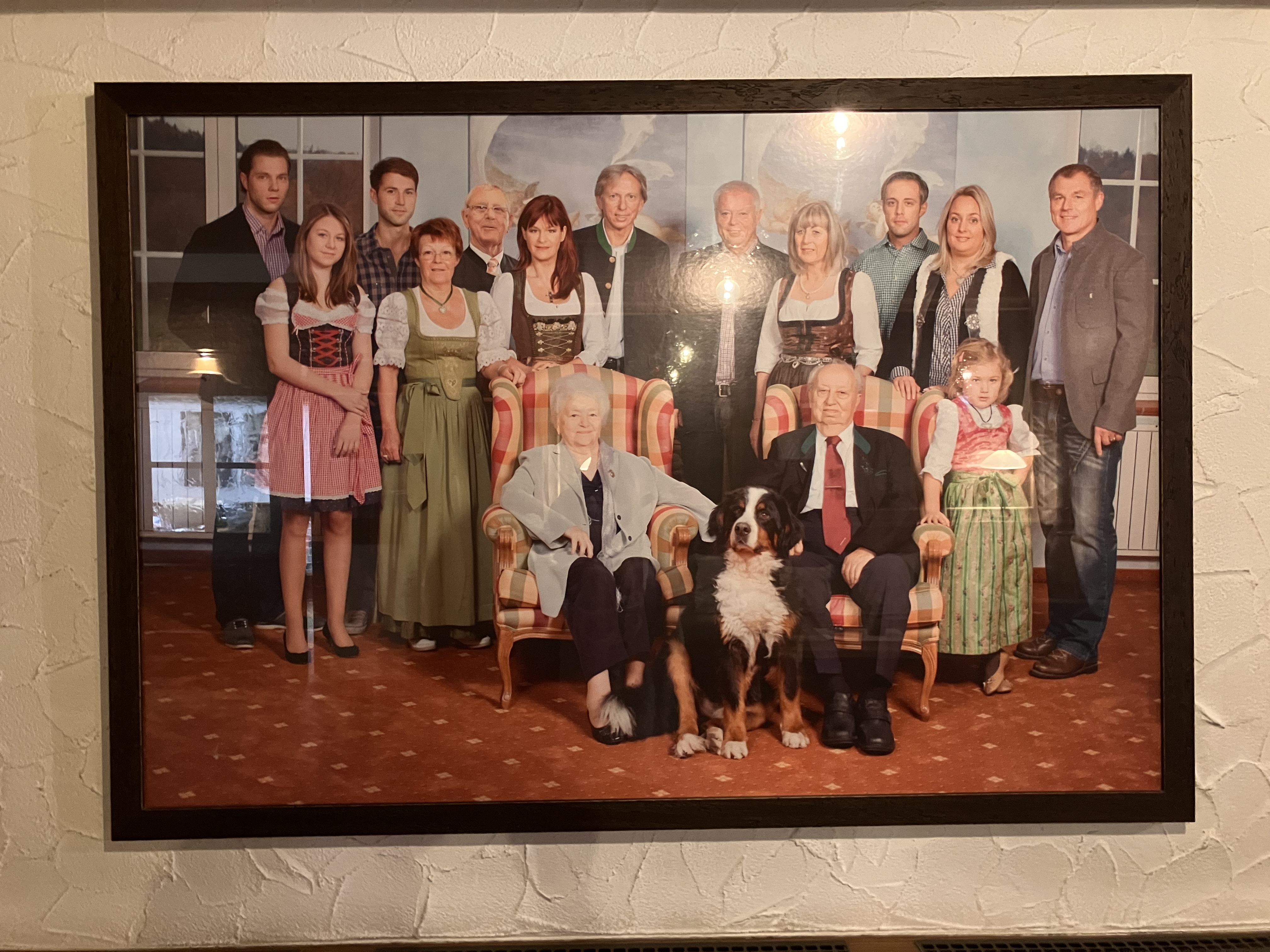 photo de famille. Propriétaire de l'hôtel Sonnehoff à Aspach